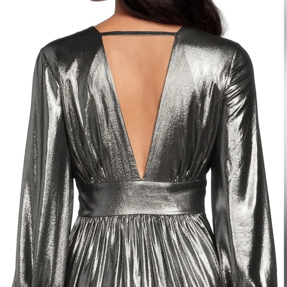 NWT: Gianni Bini Silver Metallic V-neck Maxi Dress - Picture 4 of 11